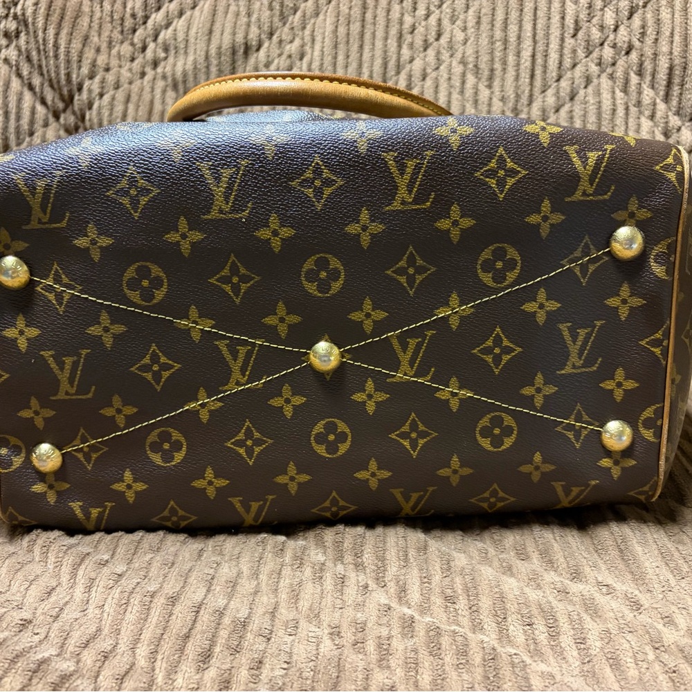 Louis Vuitton Tivoli Brown Canvas Monogram Shoulder Bag - Picture 6 of 6